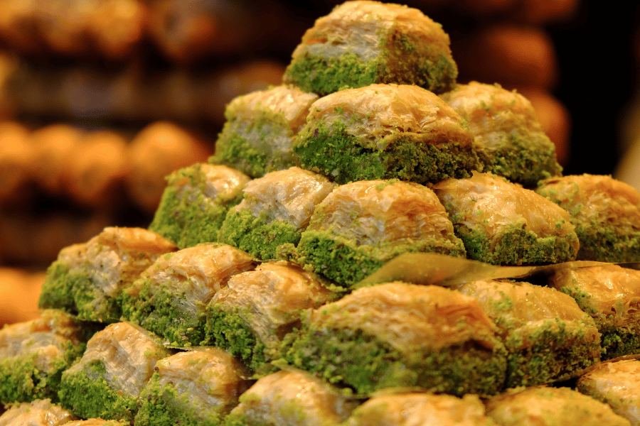 turkish-desserts-at-deraliye